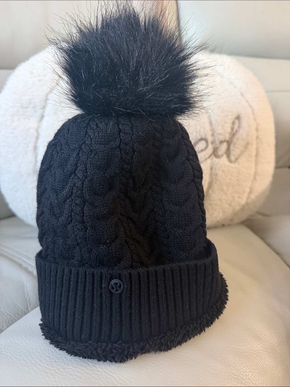 lululemon Cable-Knit Pom-Pom Beanie Black